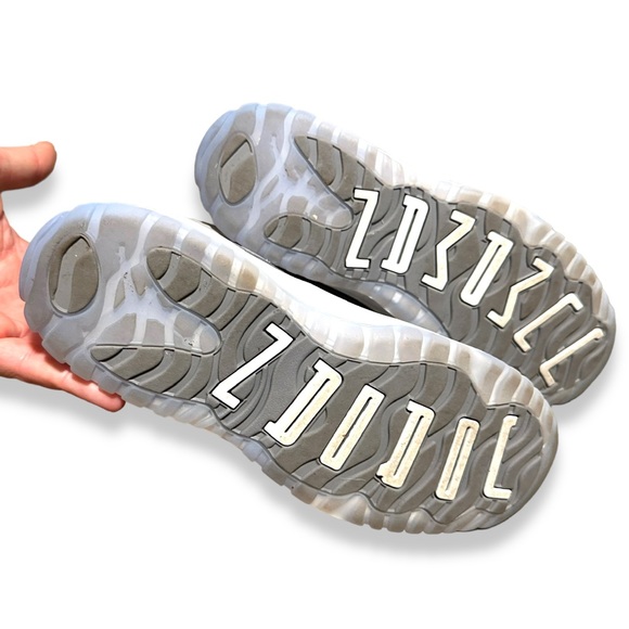 Jordan 11 Retro 3Y Cool Grey - Picture 8 of 12